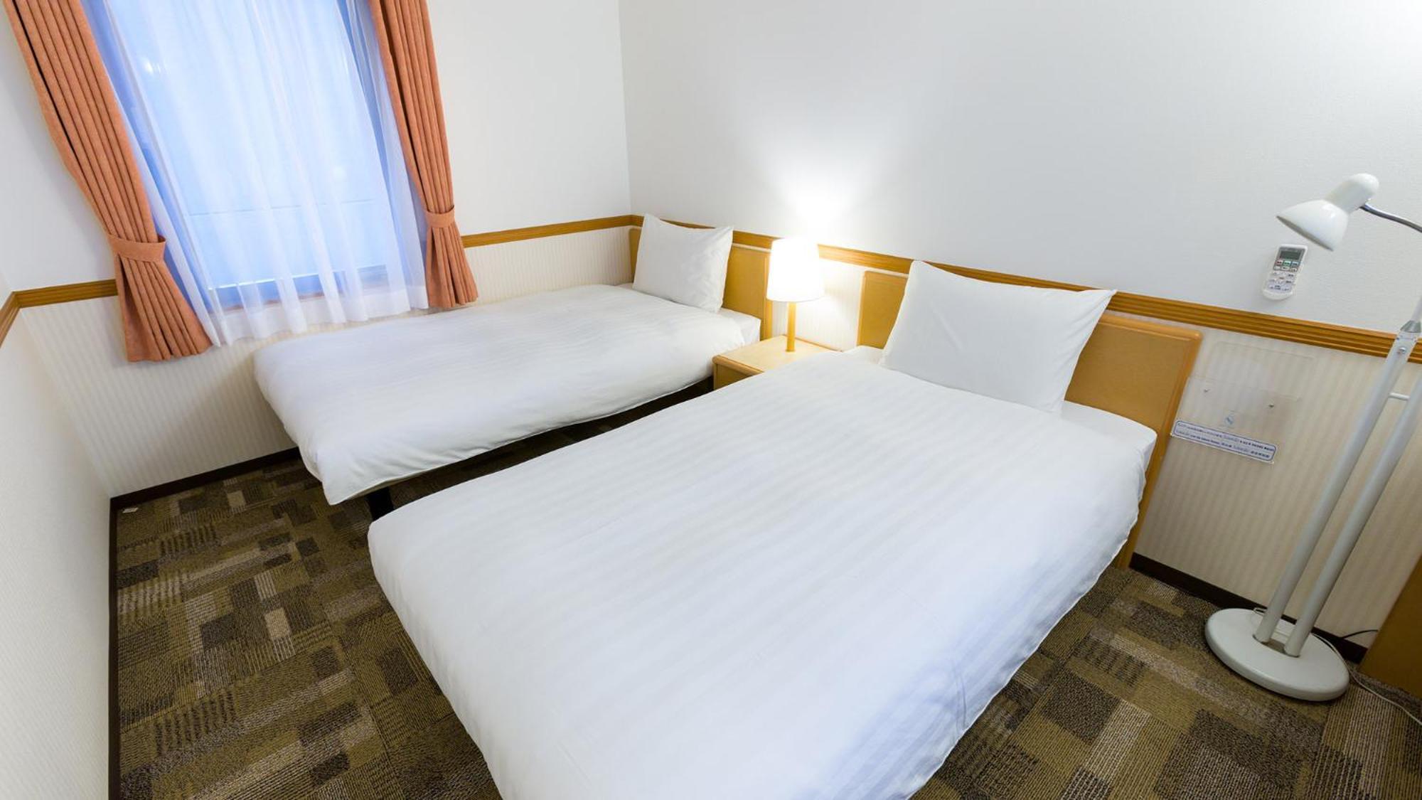 Toyoko Inn Okinawa Naha Asahibashi Ekimae Bilik gambar