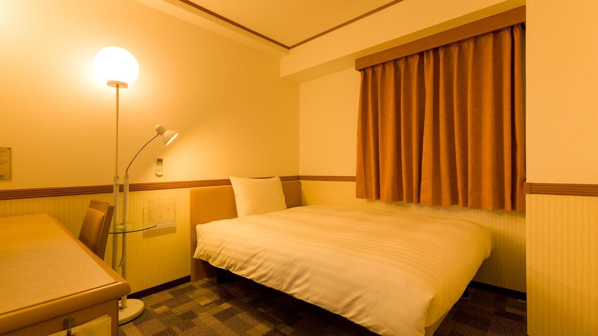 Toyoko Inn Okinawa Naha Asahibashi Ekimae Bilik gambar